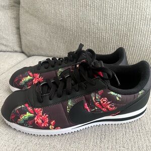 Nike Cortez Floral Mens size 10